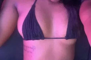 MISSWETTIGHTPUSSY💋😝 leaving to... - Image 1