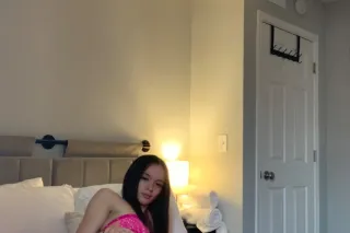 👅💦💦 nEw tO tOwN & wEt 4 U 💦💦👅 ... - Image 1