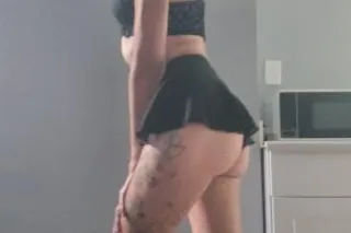 come have fun with me - Image 6