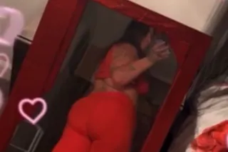 Im New Here!!!👋 short,thick, tatted, pretty little freak 😜 👅🥰 - Image 12