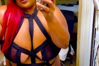 SEXY BBW POLE DRAINER VISITING - Image 12