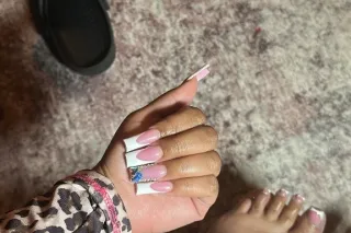 Been on vacation im back now 🥰... - Image 4