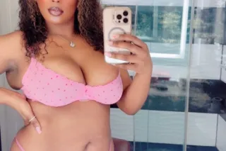 TALL SWEET & JUICY 💋Freaky and... - Image 1