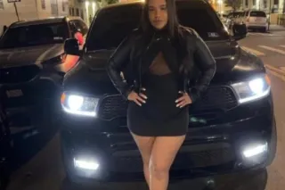 Sexy latina - Image 2