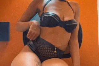 I'll be your dirty lil secret 🤫 - Image 5