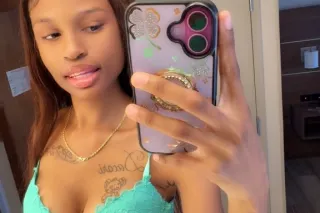 Highly addictive 😻 ☔ 💦 in or out💋 - Image 5