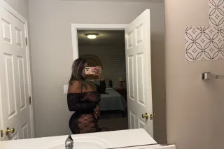 🍫 EBONY SNACK THAT BITES BACK ... - Image 1