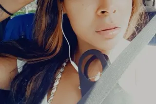 yes i am a transgender woman c... - Image 2