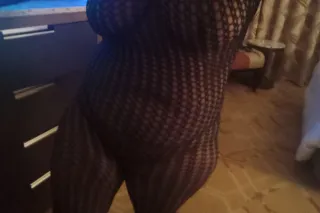 Who got a truck and wanna make... - Image 4