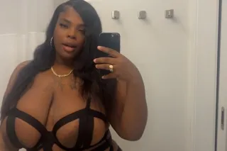 Horny one of a kind super busty creamy chocolate california doll - Image 7