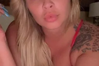 Big Booty Blonde Ready To Have... - Image 4