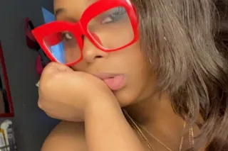 nut master miss suck that nut ... - Image 2