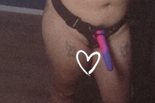 Big Titties + Big Dick 😘Let A ... - Image 3