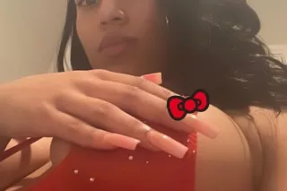 I'm your lil hood fantasy with... - Image 1