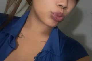 🥰ENJOY THE WET HAWAIIAN EXPERI... - Image 3