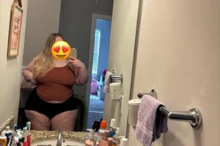 💕spend the night for 600 💕 QV ... - Image 4