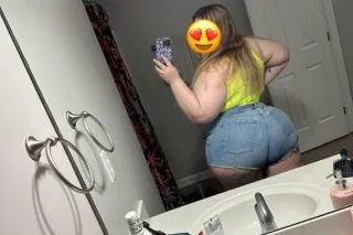 💕spend the night for 600 💕 QV ... - Image 1