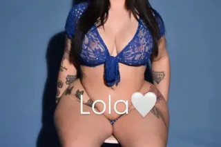 thick Latina mami in Burbank 🍭... - Image 3