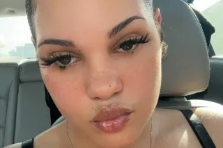 Honey🍯 - 24 - Image 2