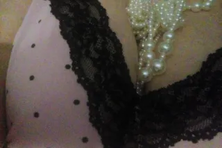 Soft Pink Lips SS BBW VA - Image 5