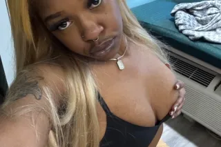 SPECIALS🤭💕🎁 No Deposit Outcalls 🎁 - Image 5