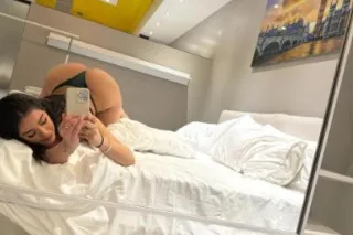 💘 I AM A REALLY SEXY GIRL AND ... - Image 3