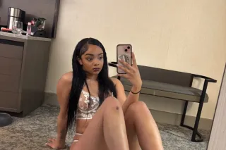 redbone😘😘😘 - Image 2