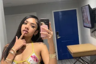 CUM SEE ME NOW - 21 - Image 3