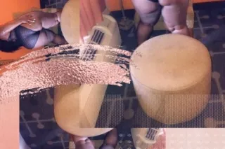 WANNA SEE THIS FAT ASS CLAP. 💦 - Image 1