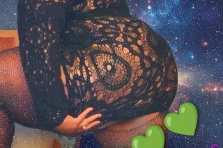 LET ME PLEASE U - Image 5