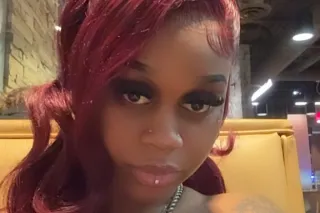 high class girl looking for bi... - Image 3