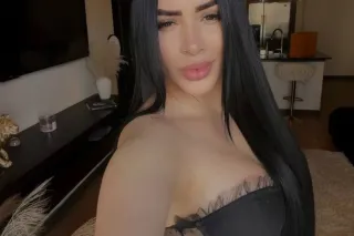 💕Horny Woman 💕 💚Clean Pussy🔥SPECIAL SERVICE FOR ALL💚INCALL ✅Availble 24/7 - Image 1