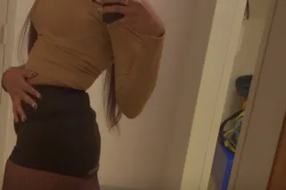 𝐻𝒾𝑔𝒽𝓁𝓎 𝐹𝒶𝓋𝑜𝓇𝑒𝒹 🥂💓 1OO% rεaℓ!!🌸... - Image 4