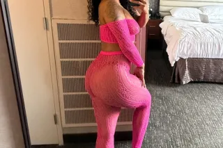 SFJADEMARIE ✈ TYSONS - Image 8