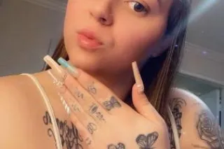 ms candy 🍭im super sweet 💓 and... - Image 2