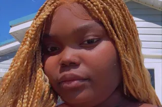 🫣🤭NICE AN WET LET ME SQUIRT ON... - Image 1