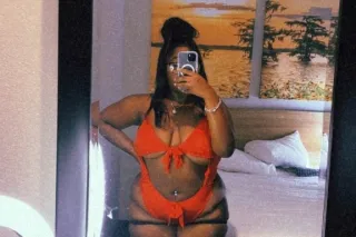 5 ⭐ SEXXYY BLACKKK ! 🙂‍↕ ROSES... - Image 2