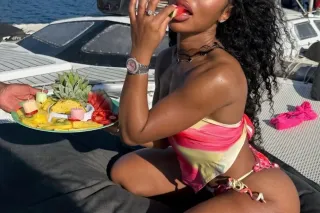 LET MY SEXINESS GLAZE YOU 😍 & ... - Image 3