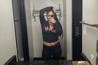 🙈🌸 😍Sneak away & play 💋 💦👸🏾 - ... - Image 2