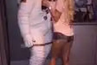 PRETTY PLATINUM BLONDE BARBIE ... - Image 1