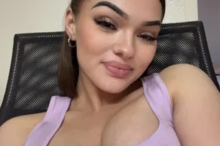 YOUR NEW ADDICTION 💦 - 21 - Image 2