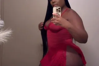 SexySarah - 26 - Image 1