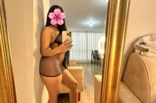 😘😘😘Hola papis 😋 Mi nombre es M... - Image 3
