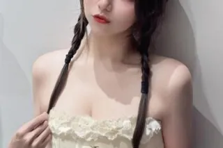 New Style🏮🏮🏮🏮young and beautif... - Image 1