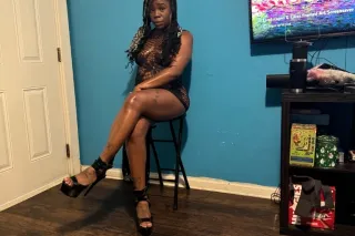 🥰Were ready 4 u tonight😍Outcal... - Image 4