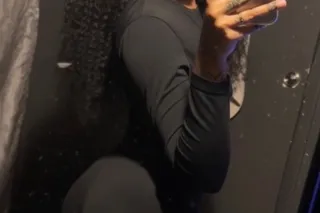 BACK IN TOWN 💦 - 25 - Image 1