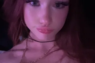 Young, Petite Natural Redhead ... - Image 3