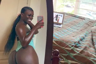 Please Read Fuck Me like it's My birthday available Now 💋100% lady Your Ebony Doll 💦💋 Sweet & Sexy Treat 🍫Fuck me harder Nut on Tummy 🎉😘 - Image 2