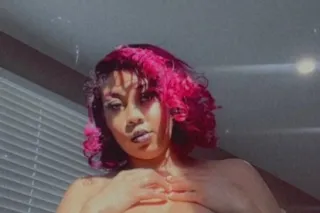 38E exotic big tittie honey br... - Image 1