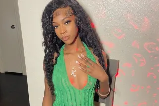 NEW IN TOWN⭐Cum See Mee - 19 - Image 2